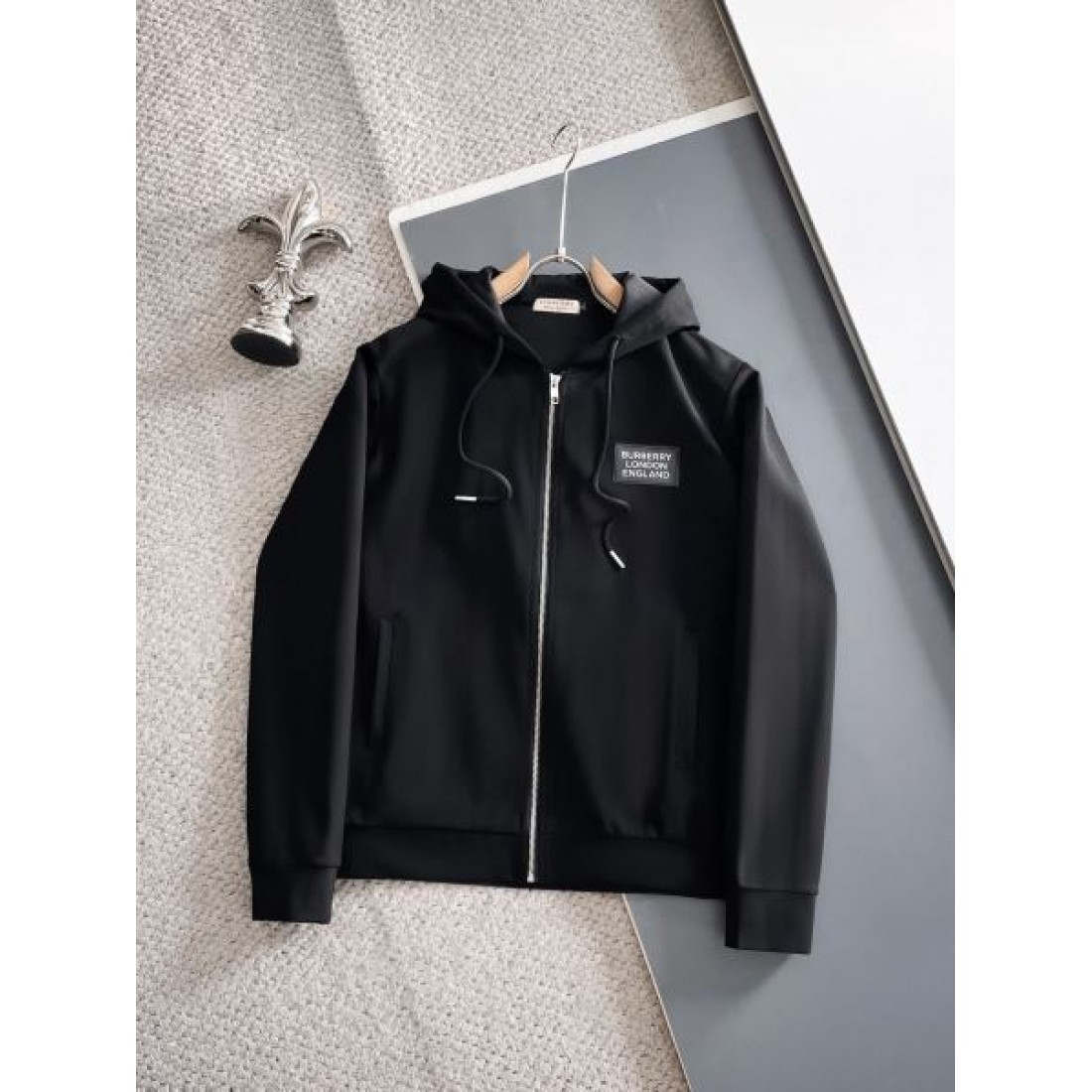 クラシック 上質 バーバリー BURBERRY コピー 上下セット エレガント 洗練された