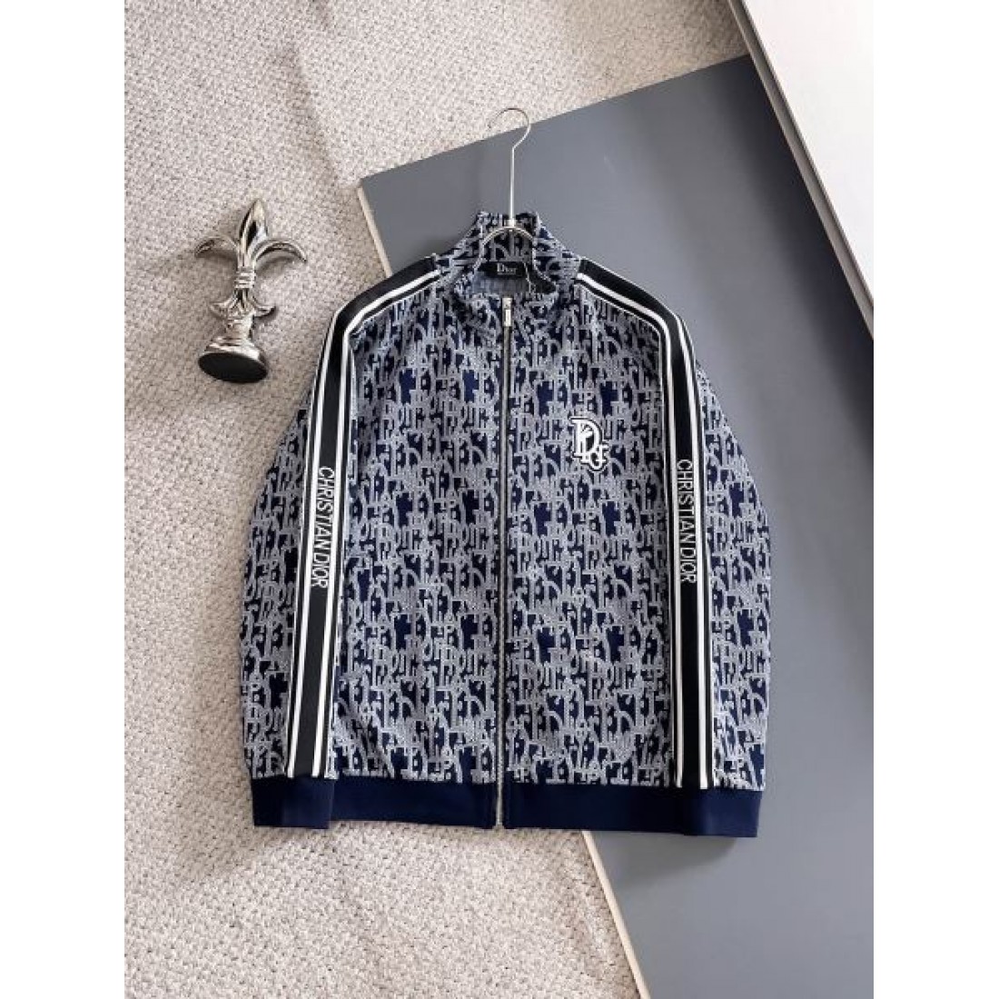 洗練された 高級感のある ディオール DIOR コピー 上下セット エレガント 上品な