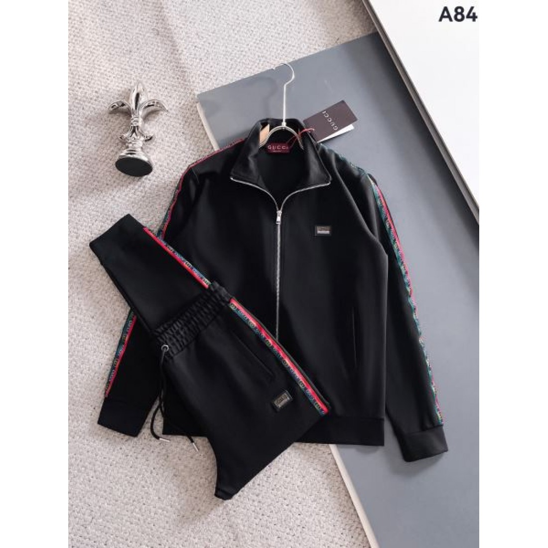 上質 シック エレガント グッチ GUCCI コピー 上下セット 洗練された 上品な モダン