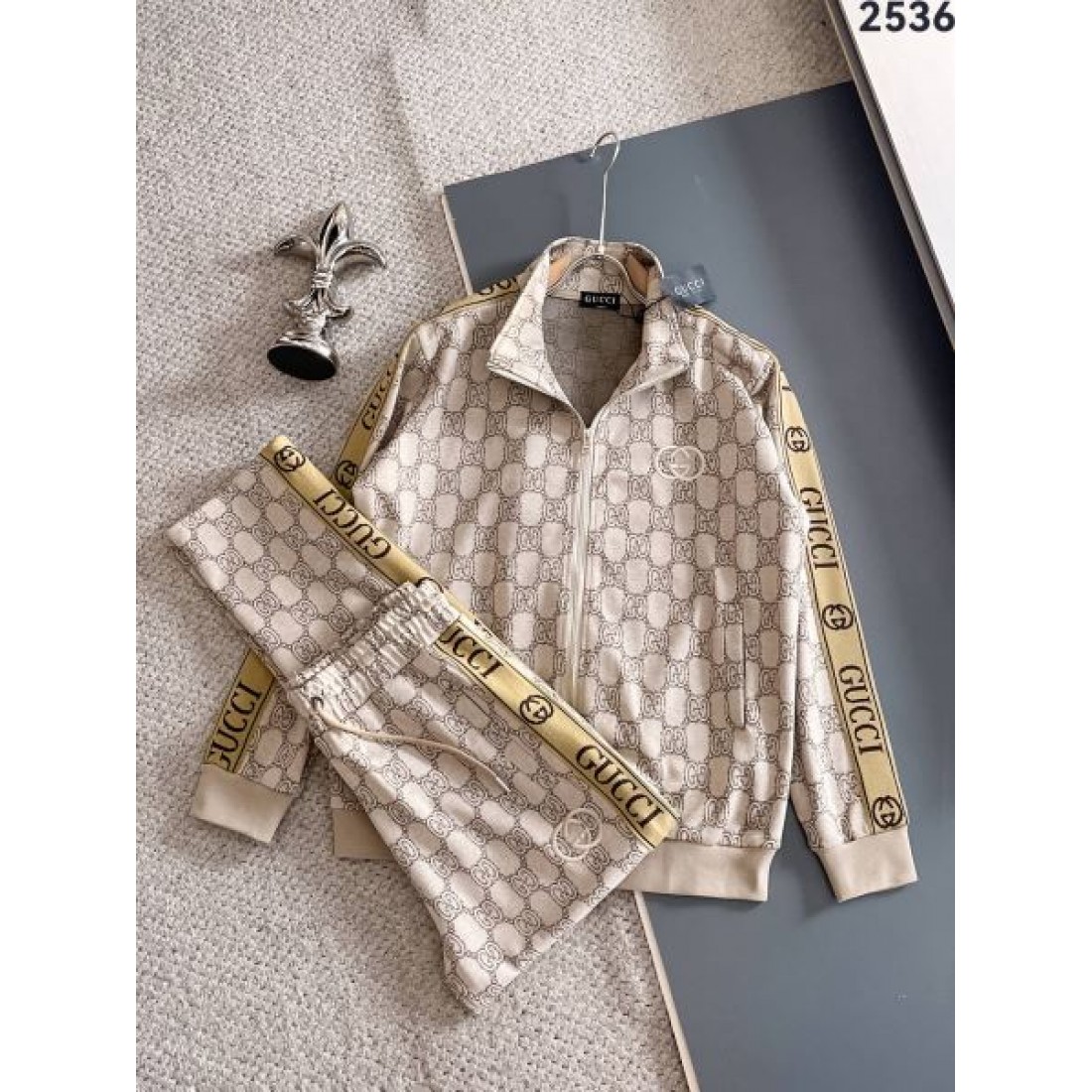 洗練された スタイリッシュ 上質 グッチ GUCCI コピー 上下セット エレガント