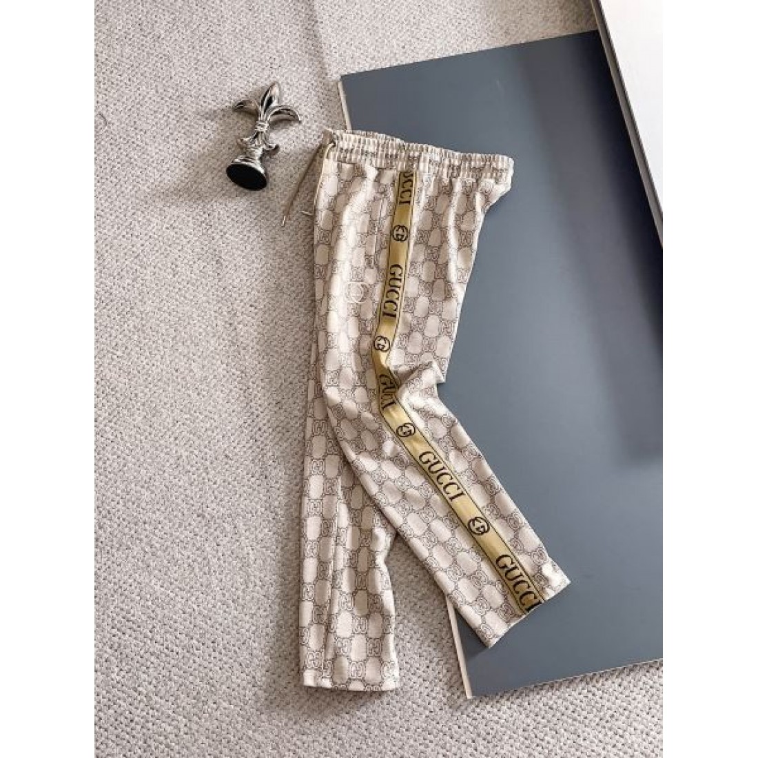  洗練された スタイリッシュ 上質 グッチ GUCCI コピー 上下セット エレガント