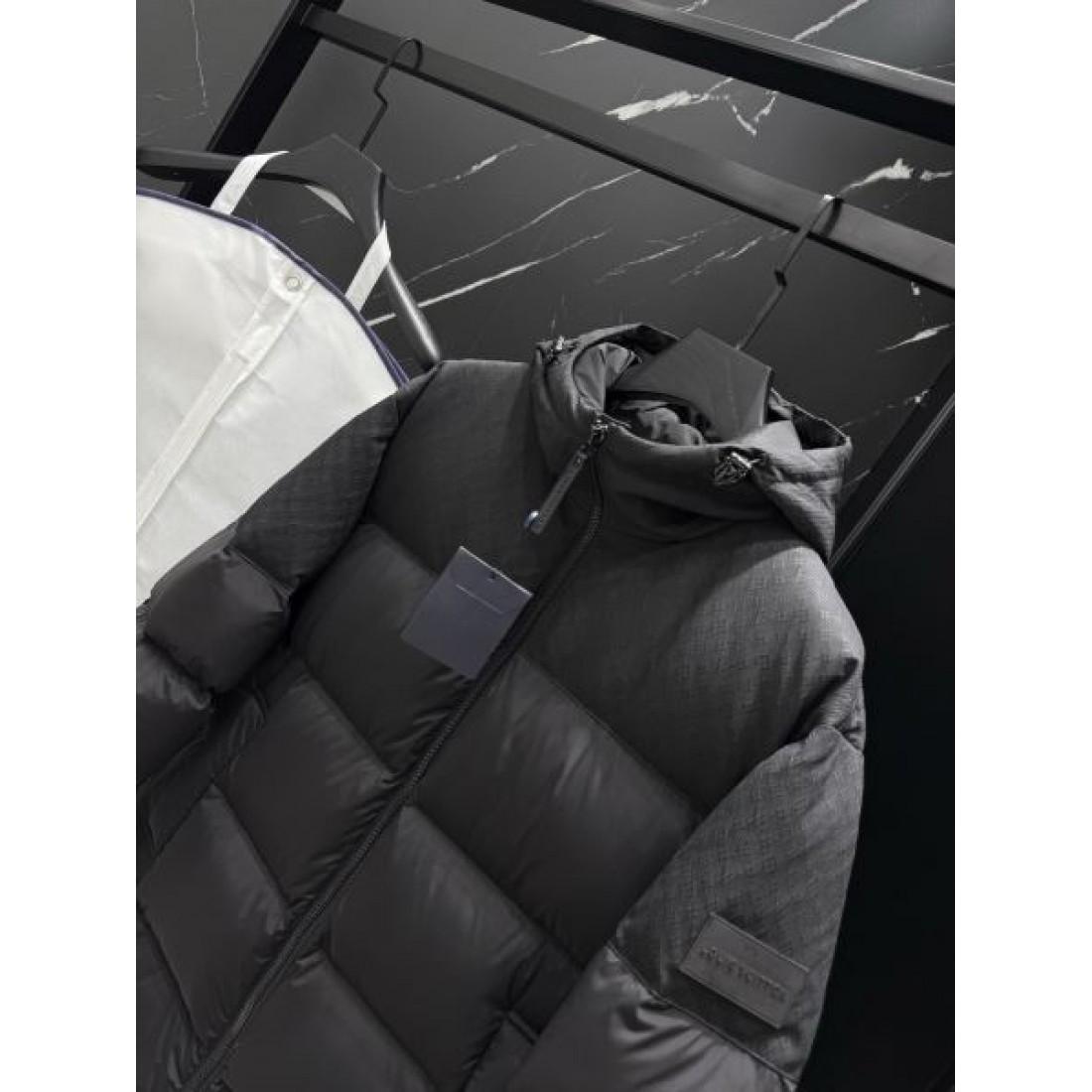 上質 クラシック モンクレール MONCLER コピー ダウンジャケット 現代的
