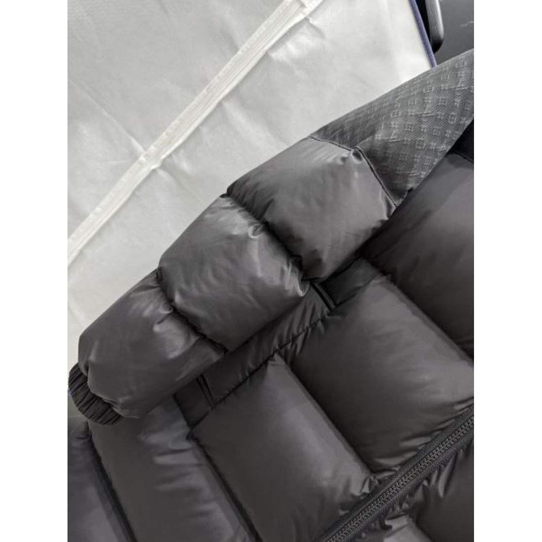 上質 クラシック モンクレール MONCLER コピー ダウンジャケット 現代的