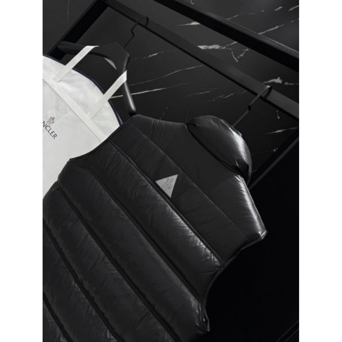 プレミアム 防風 モンクレール MONCLER コピー ダウンジャケット 暖かい 快適