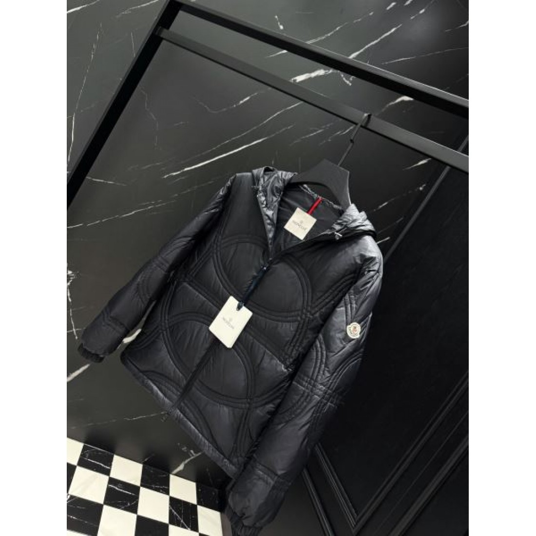 軽量 暖かい モンクレール MONCLER コピー ダウンジャケット スタイリッシュ