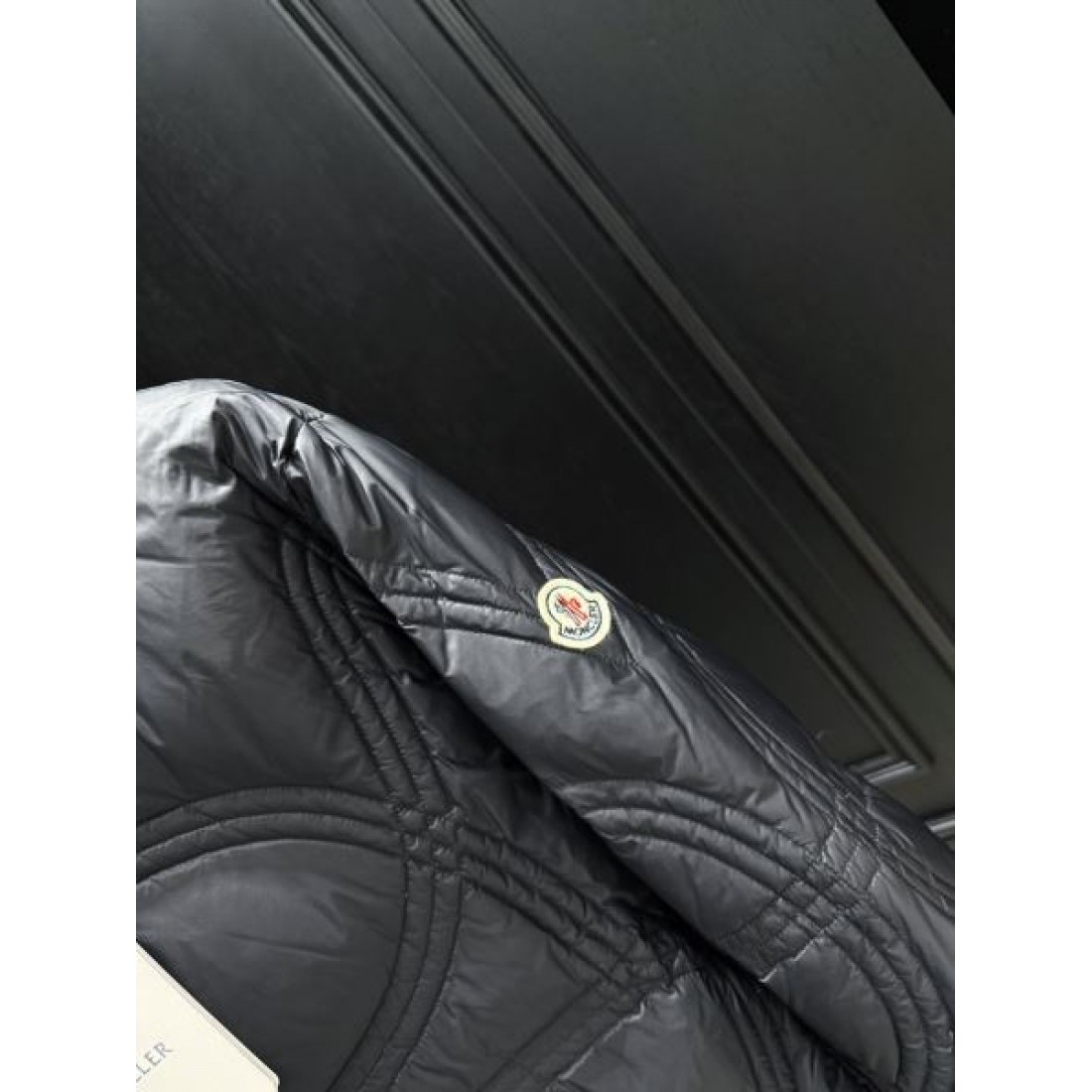 軽量 暖かい モンクレール MONCLER コピー ダウンジャケット スタイリッシュ