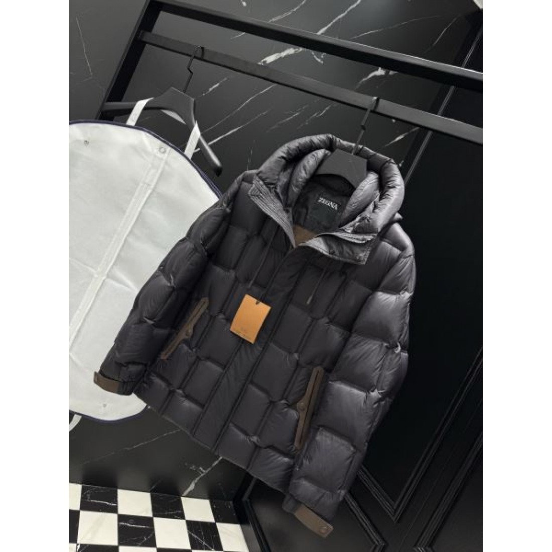 軽やか 上質 柔らかな モンクレール MONCLER コピー ダウンジャケット 快適 