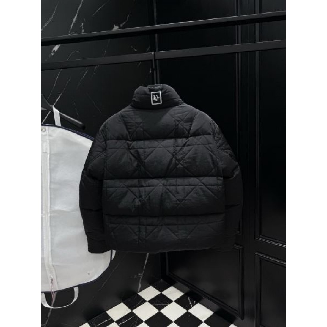  ラグジュアリー 軽やか 柔らかな モンクレール MONCLER コピー ダウンジャケット