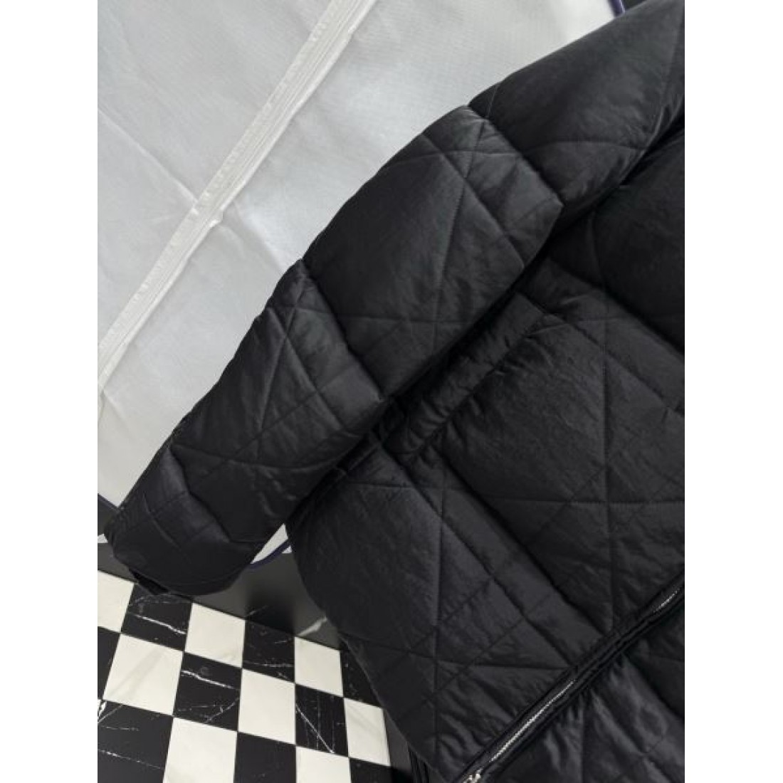  ラグジュアリー 軽やか 柔らかな モンクレール MONCLER コピー ダウンジャケット