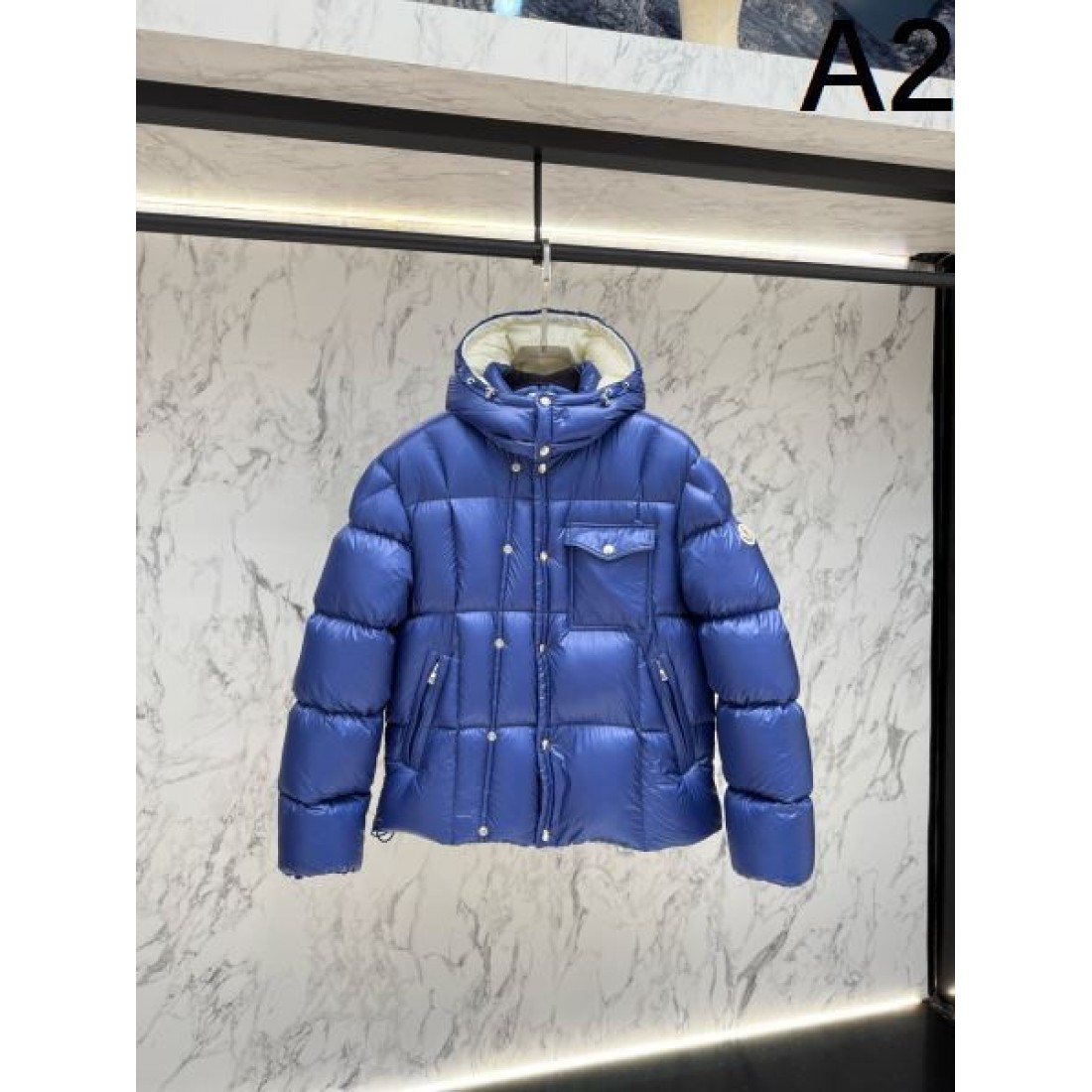  高級 保温性の高い 機能的な モンクレール MONCLER コピー ダウンジャケット 