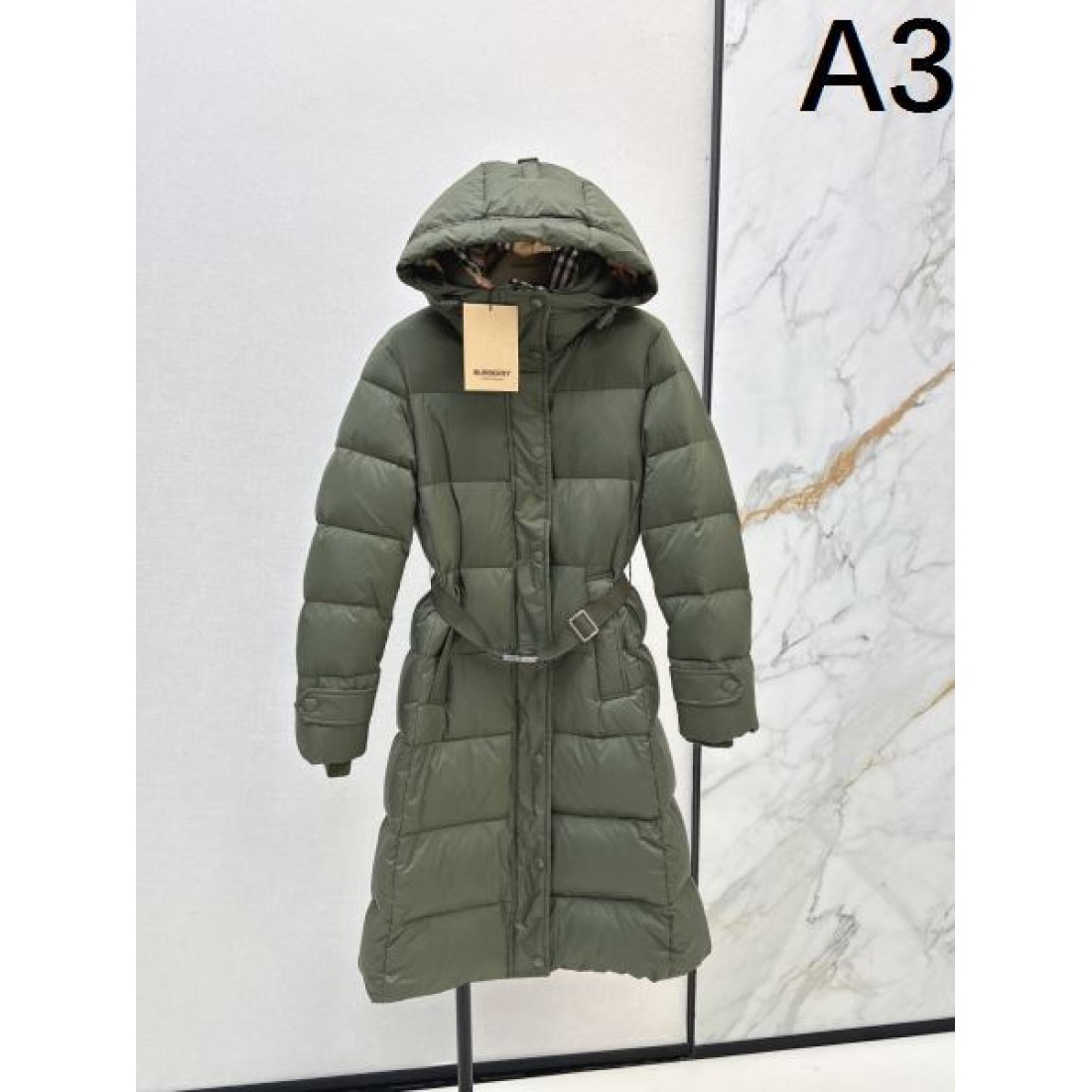 上品 モダン バーバリー BURBERRY コピー ダウンジャケット 高級 洗練