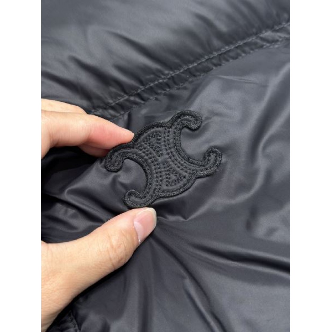 上品 プレミアム セリーヌ CELINE コピー ダウンジャケット 優雅 クラシック