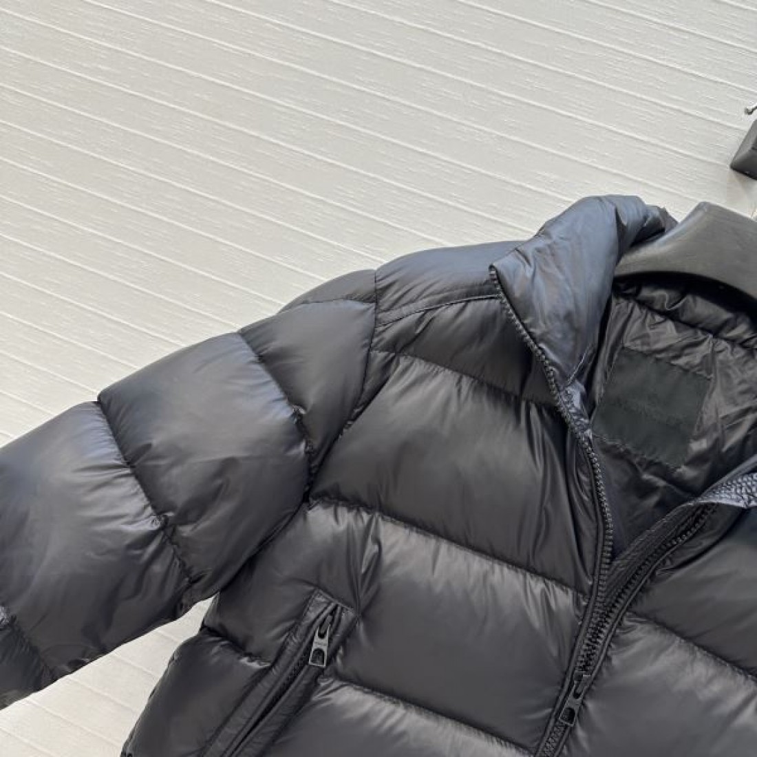 スタイリッシュ 高品質 暖かい モンクレール MONCLER コピー ダウンジャケット 限定デザイン