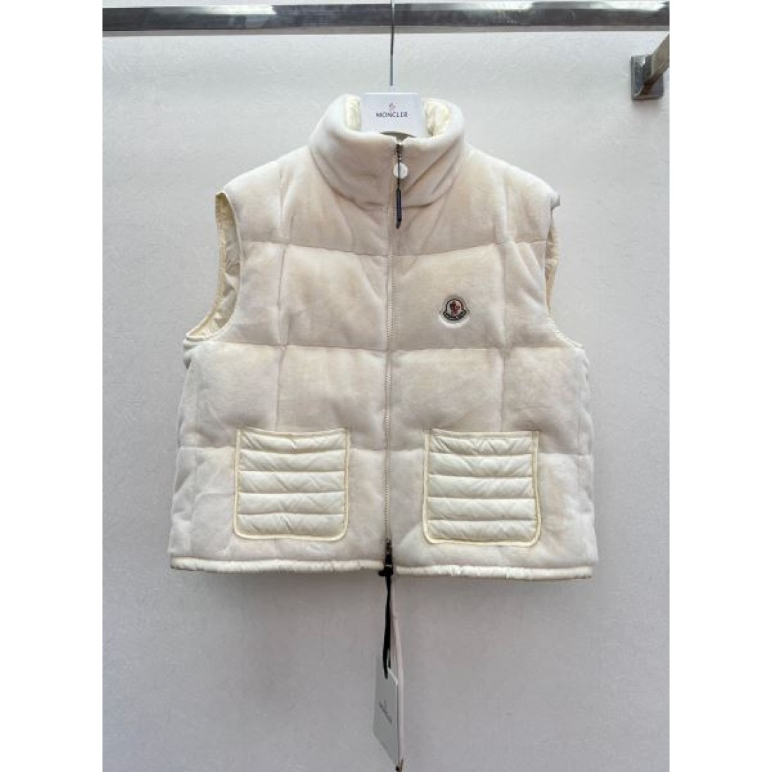 おすすめ 秋冬コーデ モンクレール MONCLER コピー ダウンジャケット 最新 大人気