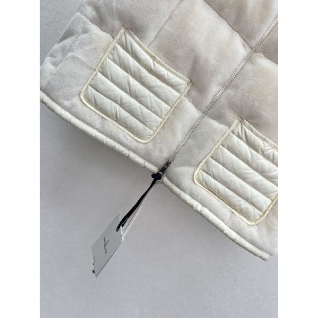 おすすめ 秋冬コーデ モンクレール MONCLER コピー ダウンジャケット 最新 大人気