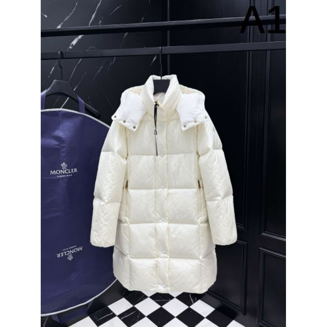 軽量 暖かい 高級仕様 モンクレール MONCLER コピー ダウンジャケット 新作