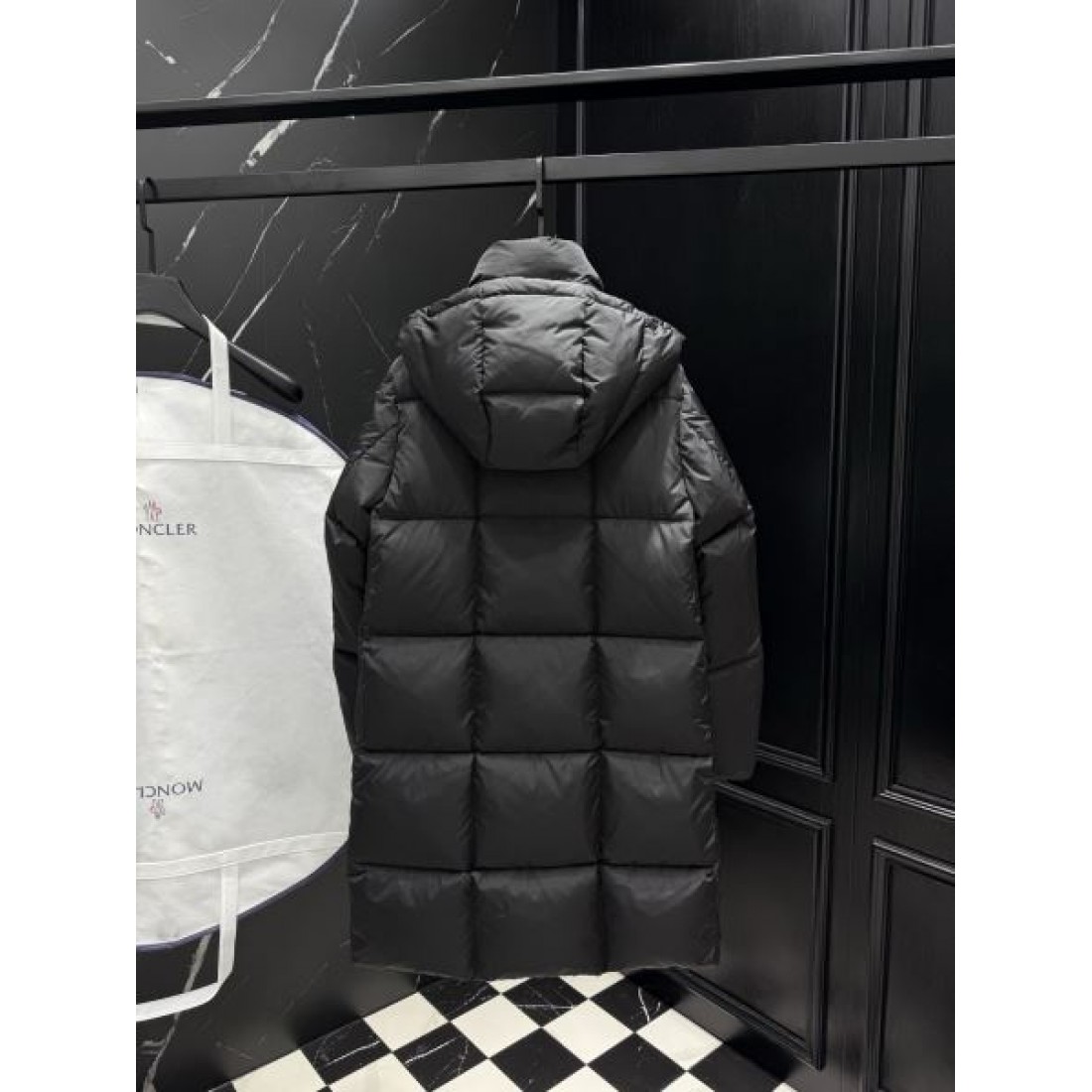 軽量 暖かい 高級仕様 モンクレール MONCLER コピー ダウンジャケット 新作