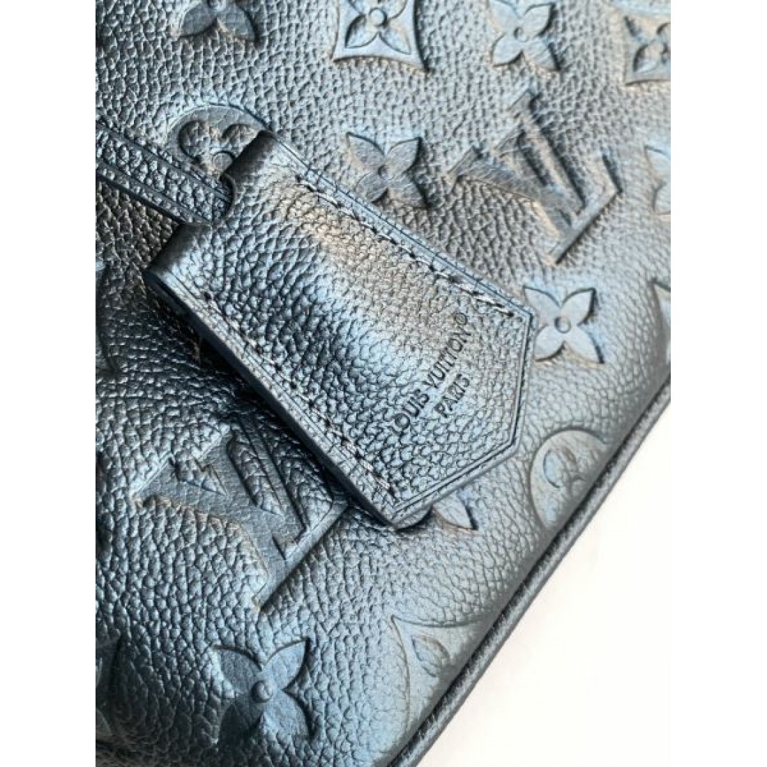 華やかで 上品な ルイヴィトン LOUIS VUITTON コピー トートバッグ 優雅な