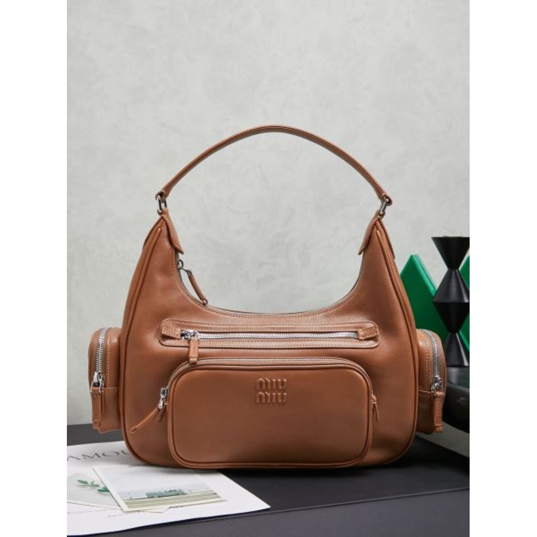 可愛らしい フェミニンな ミュウミュウ MIU MIU コピー トートバッグ 愛らしい