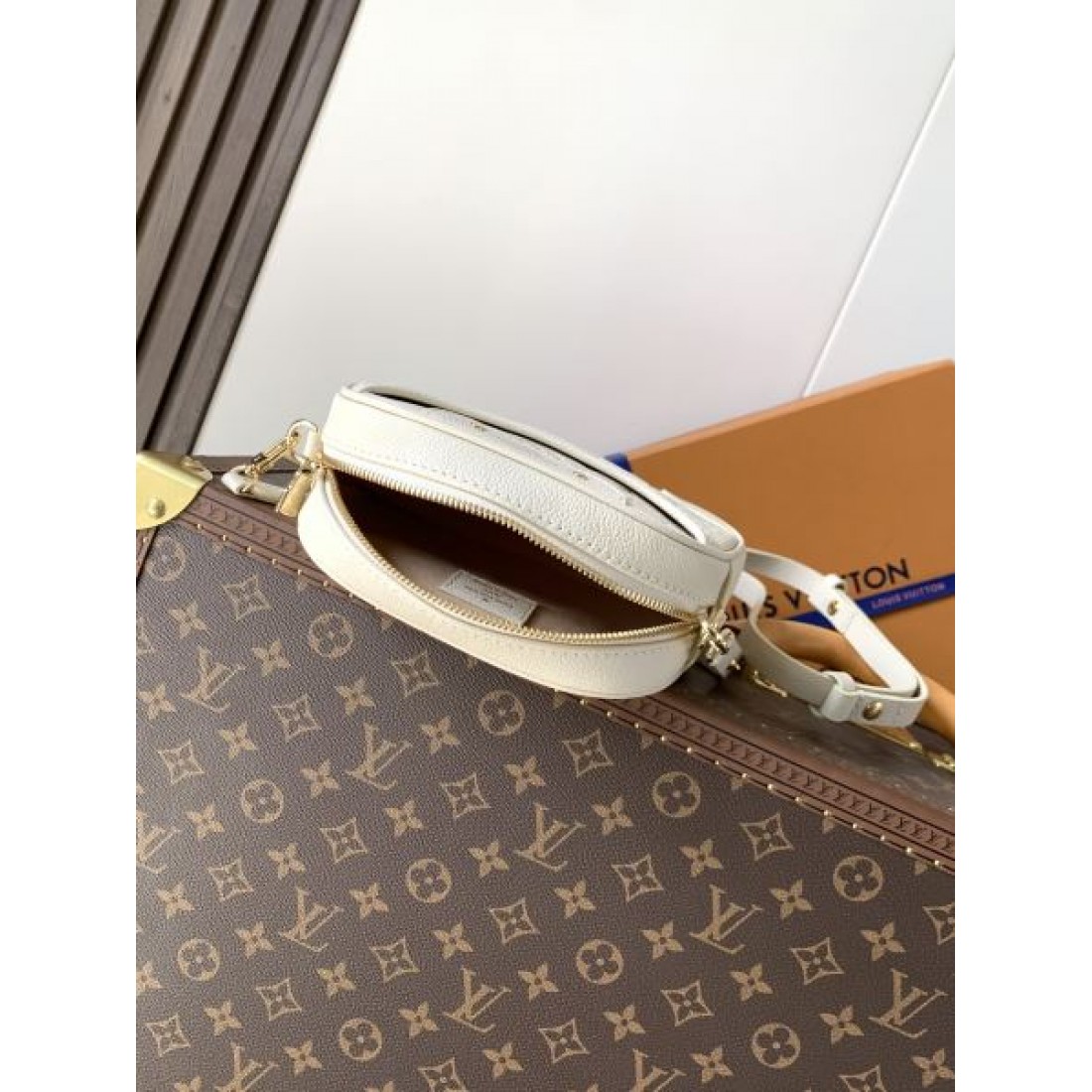 柔和 まろやか 上等 ルイヴィトン LOUIS VUITTON コピー ショルダーバッグ 気品ある