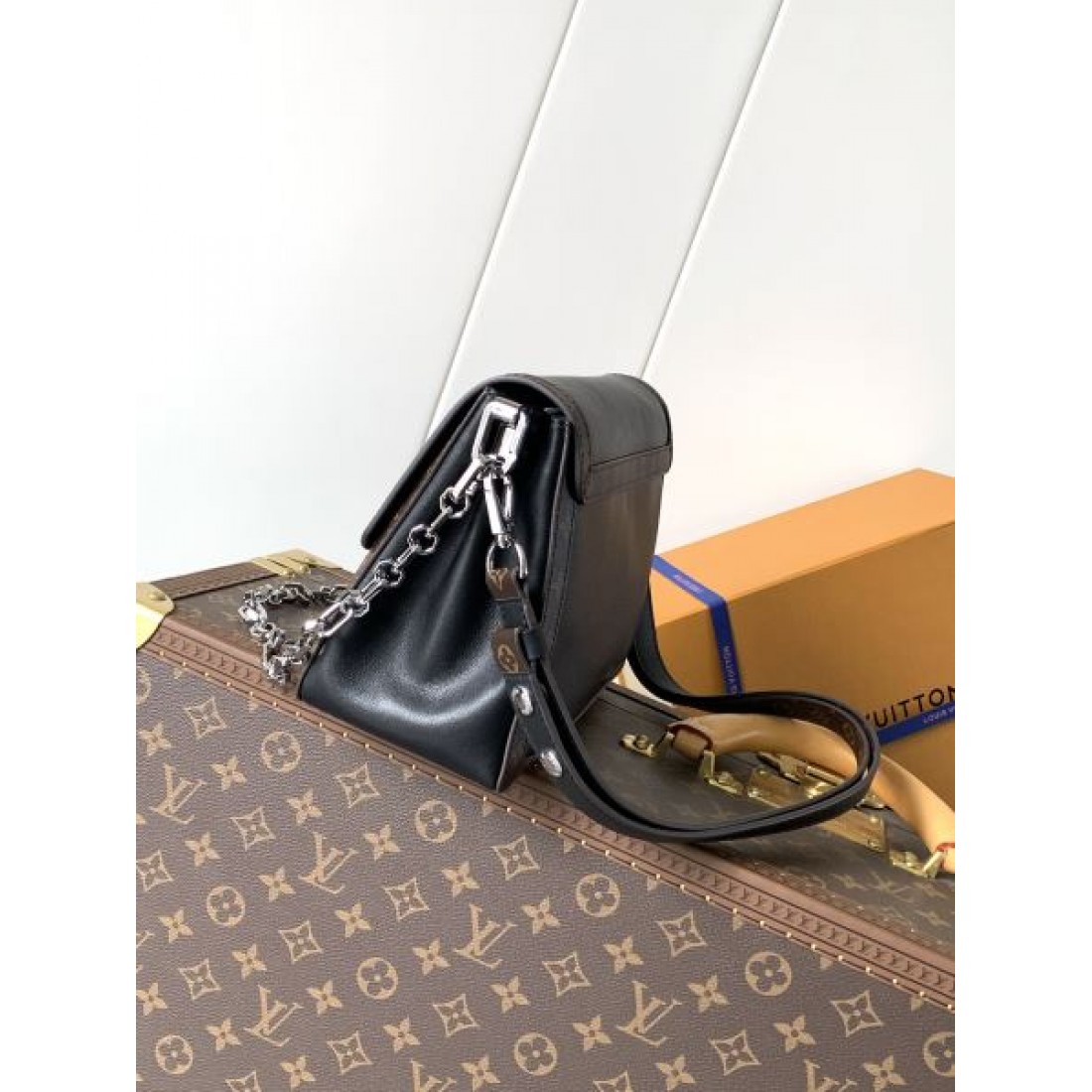 華やか 端麗 高品質 ルイヴィトン LOUIS VUITTON コピー ショルダーバッグ 上質感 