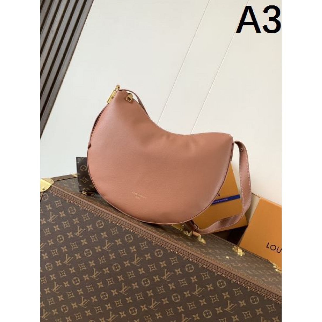 優美 洗練された しなやか ルイヴィトン LOUIS VUITTON コピー ショルダーバッグ 上質 