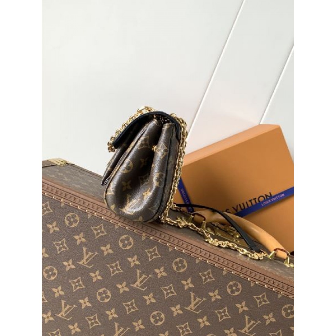 クラシック 柔らかい 上品 ルイヴィトン LOUIS VUITTON コピー ショルダーバッグ 