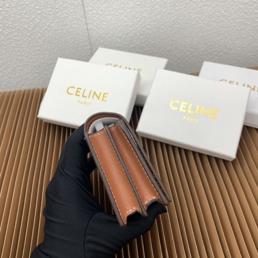  洗練 モダン CELINE セリーヌ スーパーコピー 財布 エレガント 大人風