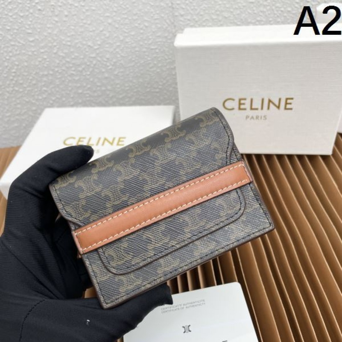 ミニマル 上品 CELINE セリーヌ スーパーコピー 財布 洗練 大人向け