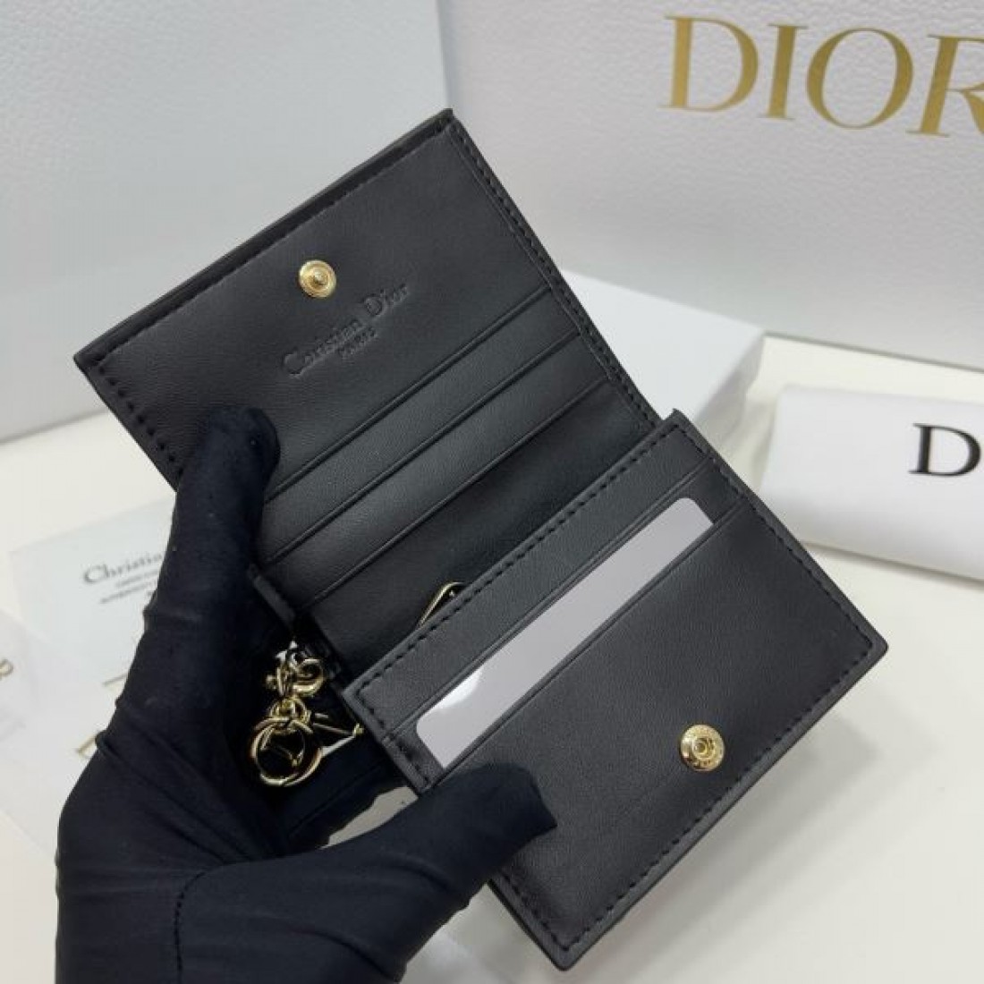  シンプル 高級 DIOR ディオール スーパーコピー 財布 洗練 上質