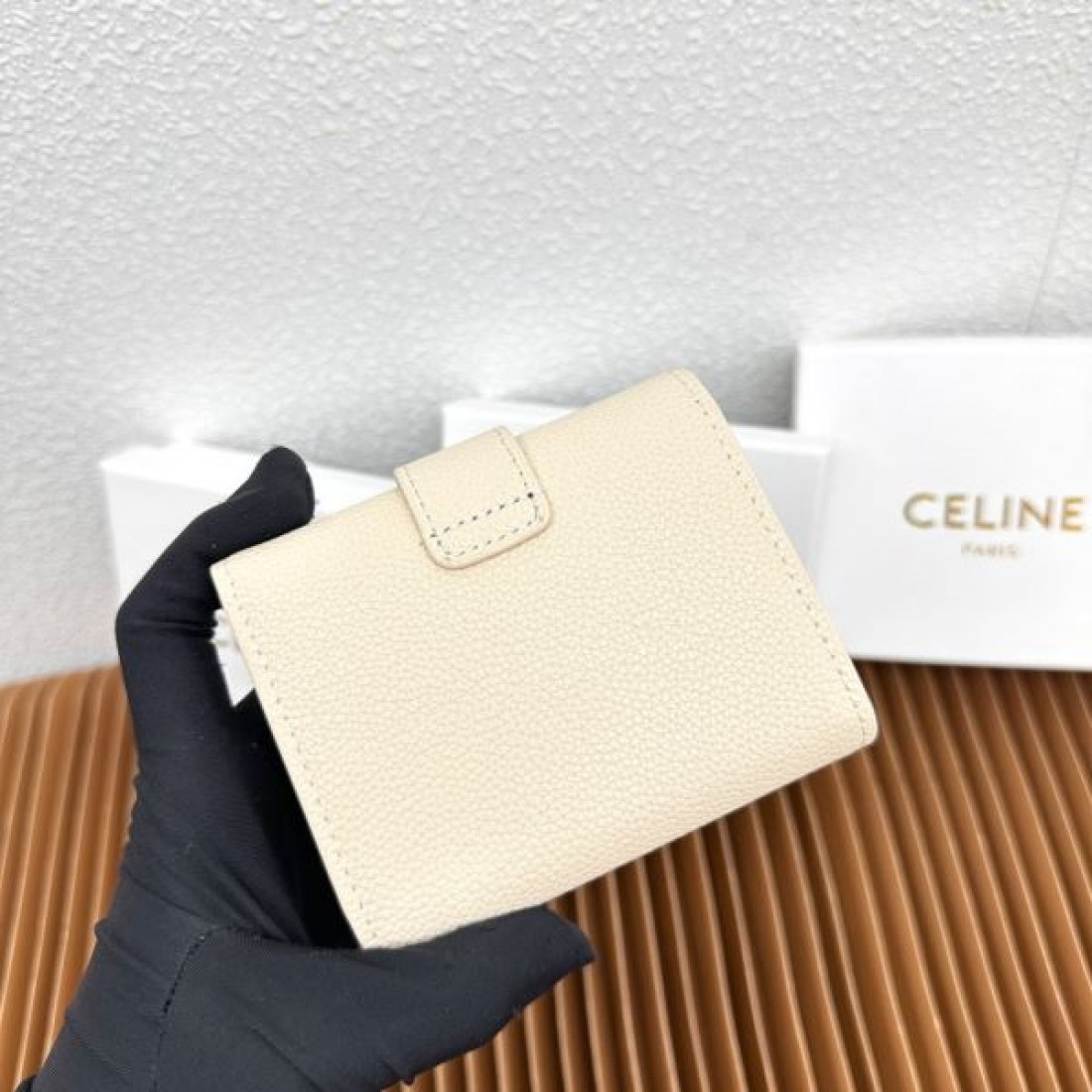 上質 洗練 CELINE セリーヌ コピー 財布 シンプル 上品