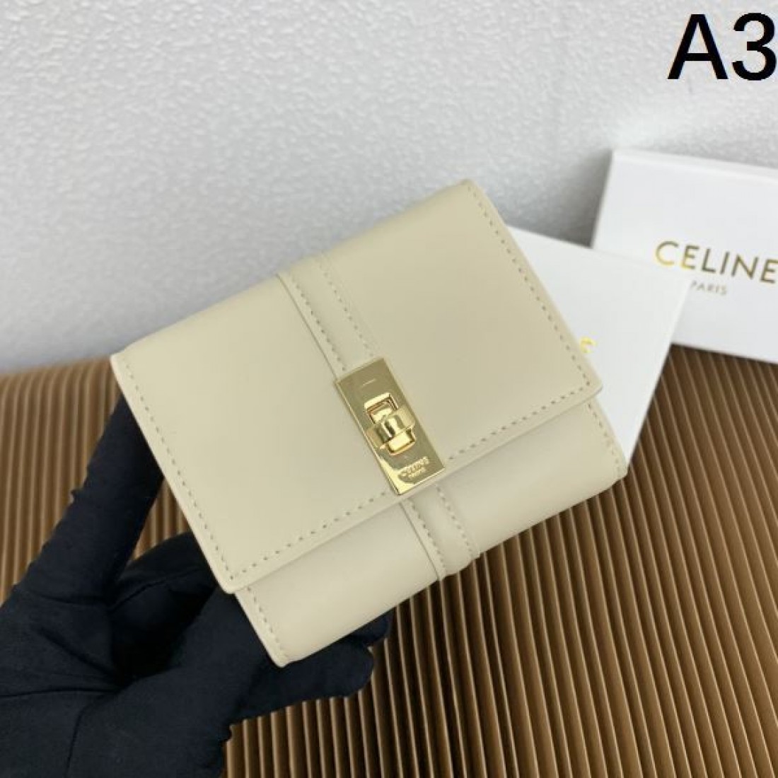 ミニマル 洗練 CELINE セリーヌ コピー 財布 上質 大人