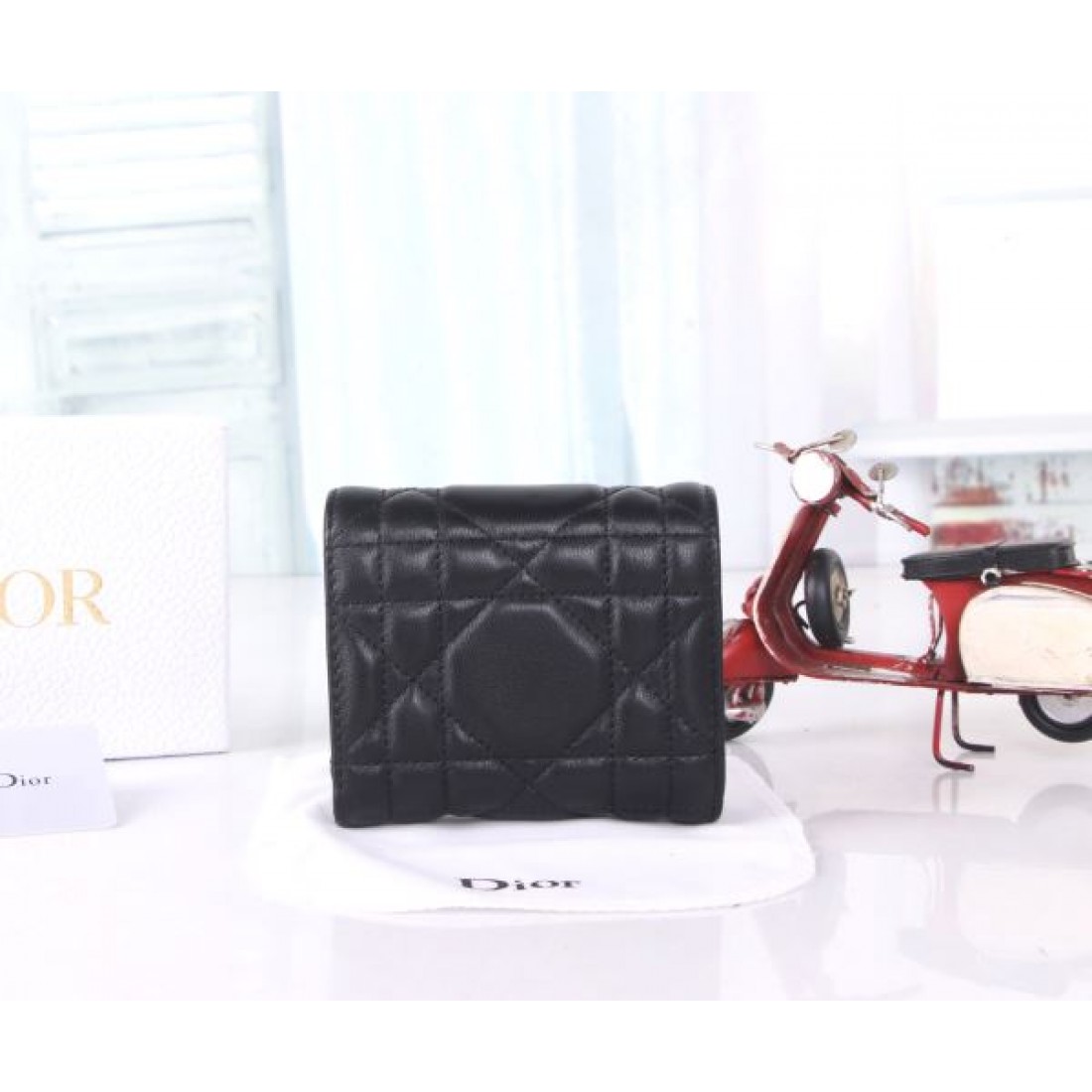  高級感 シンプル DIOR ディオール コピー 財布 洗練 使いやすい