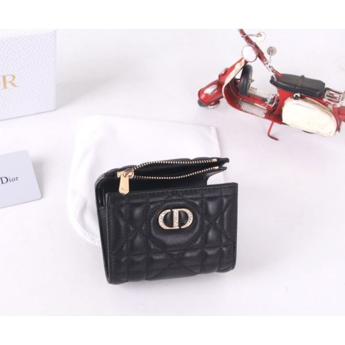  高級感 シンプル DIOR ディオール コピー 財布 洗練 使いやすい