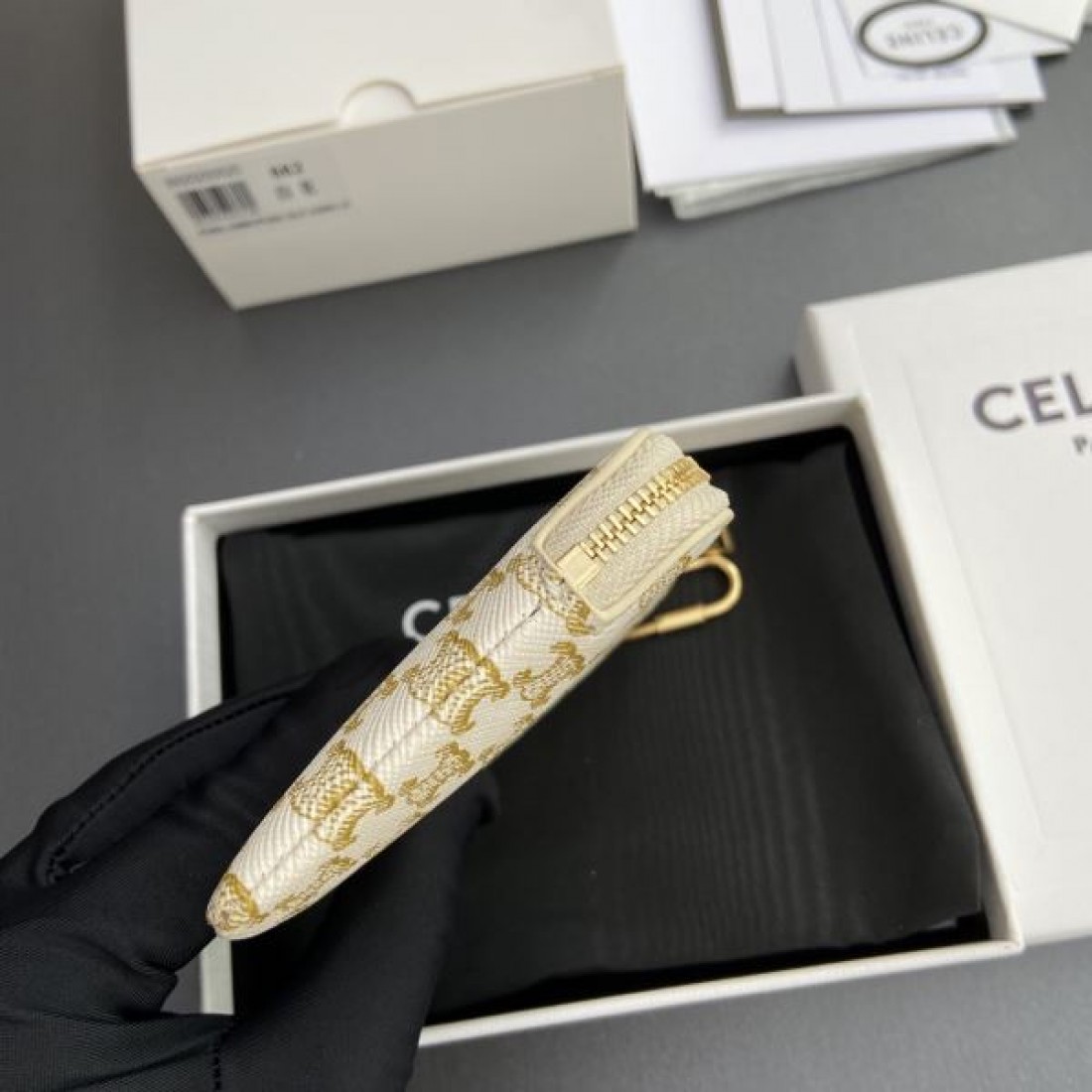 シンプル モダン CELINE セリーヌ コピー カードケース エレガント 上品