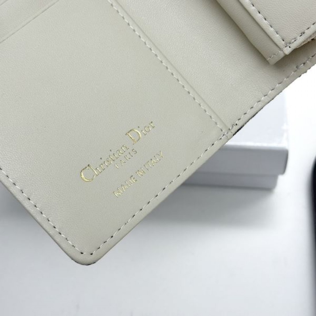 プレミアム モダン DIOR ディオール コピー カードケース 端正 上品