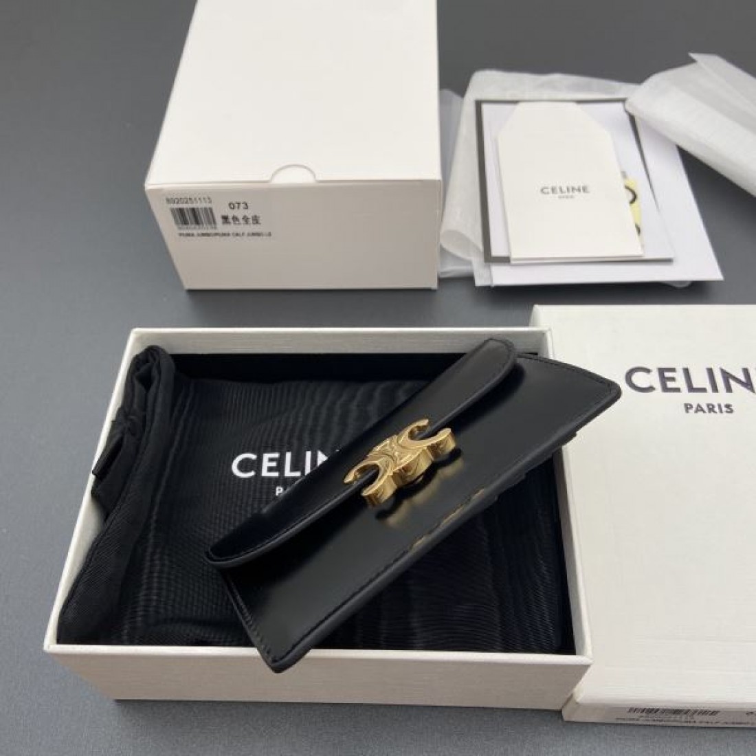 スタイリッシュ 上質 CELINE セリーヌ コピー カードケース 清潔感 シック