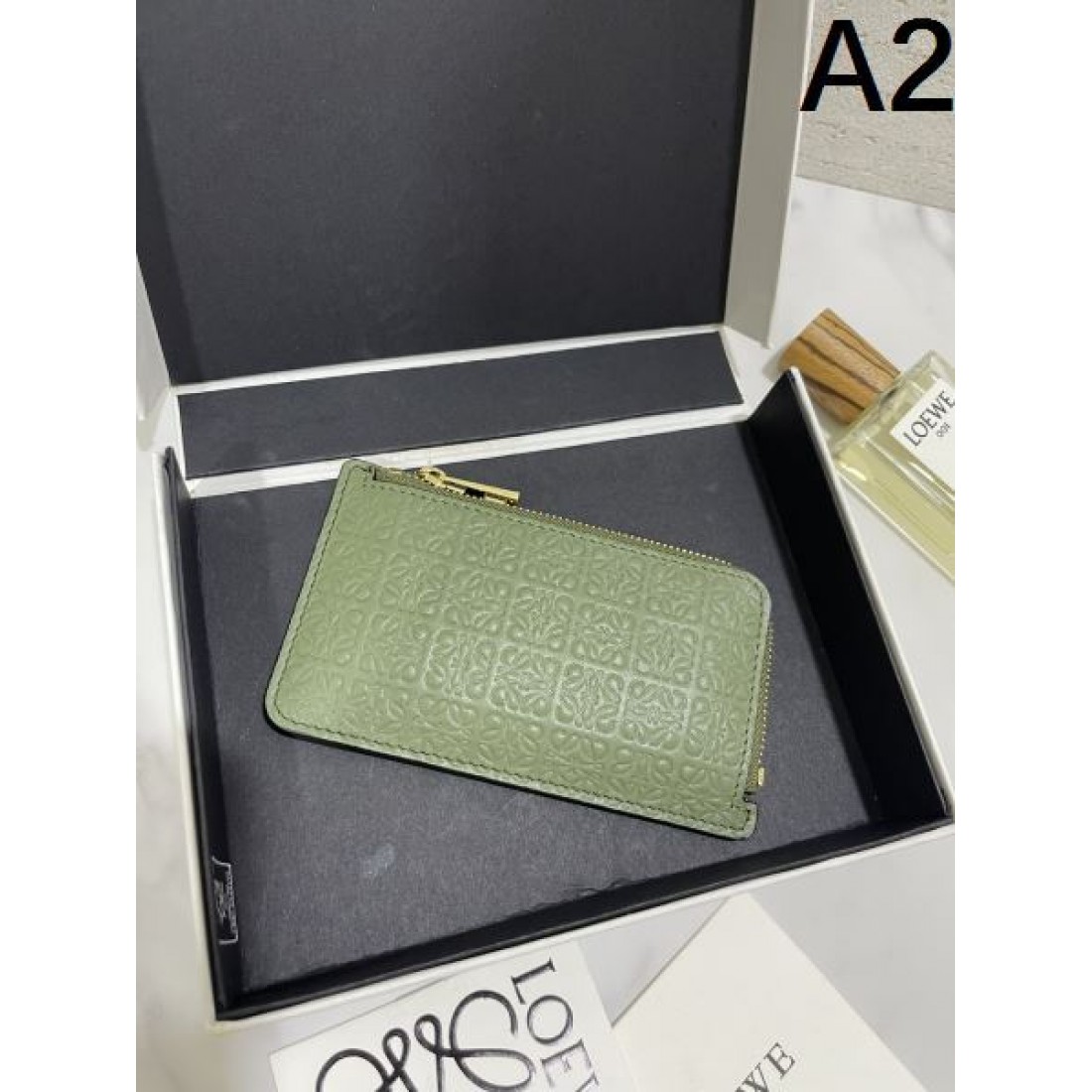 エレガント 上品 LOEWE ロエベ コピー カードケース 洗練 クラシック