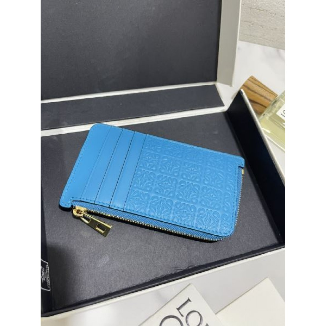 エレガント 上品 LOEWE ロエベ コピー カードケース 洗練 クラシック