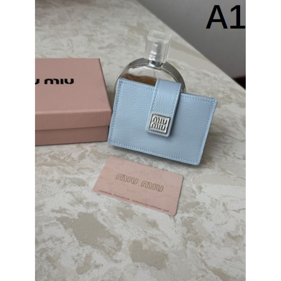 華やか 洗練 MIU MIU ミュウミュウ コピー カードケース エレガント 上品