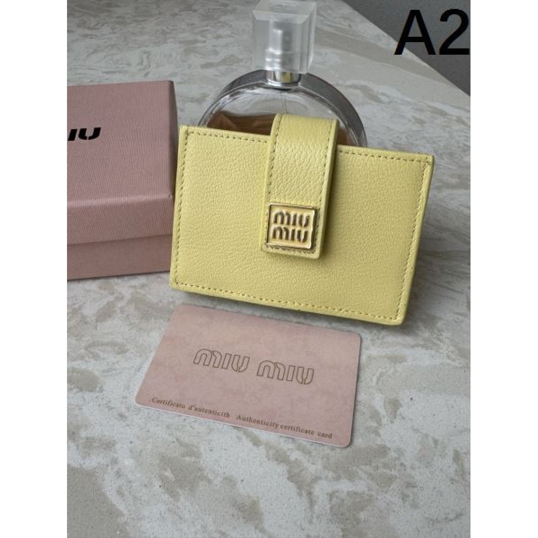 華やか 洗練 MIU MIU ミュウミュウ コピー カードケース エレガント 上品