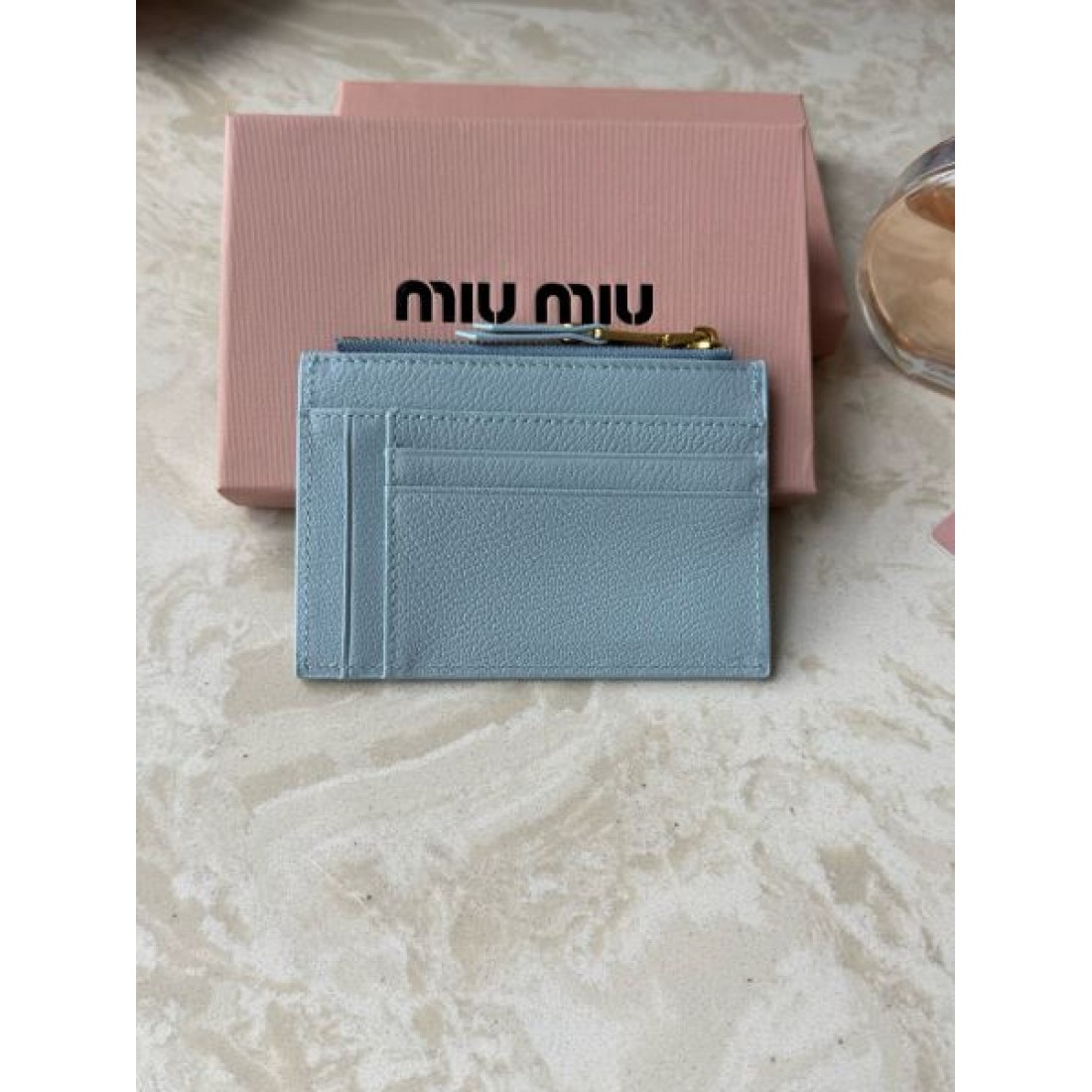 キュート 上質 MIU MIU ミュウミュウ コピー カードケース フェミニン モダン