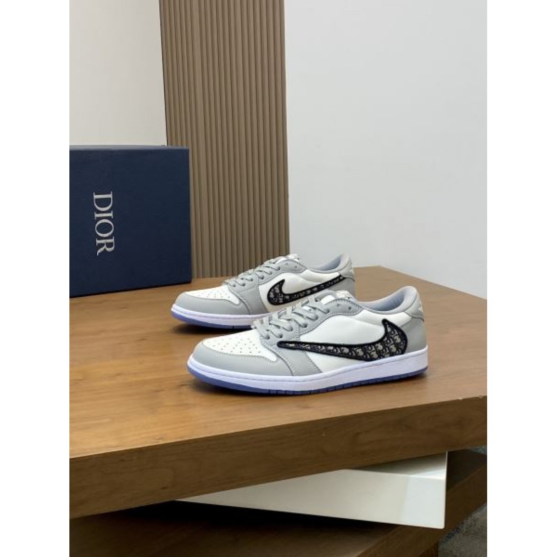  都会的 ミニマル 上質 DIOR ディオール コピー カジュアルシューズ 洗練