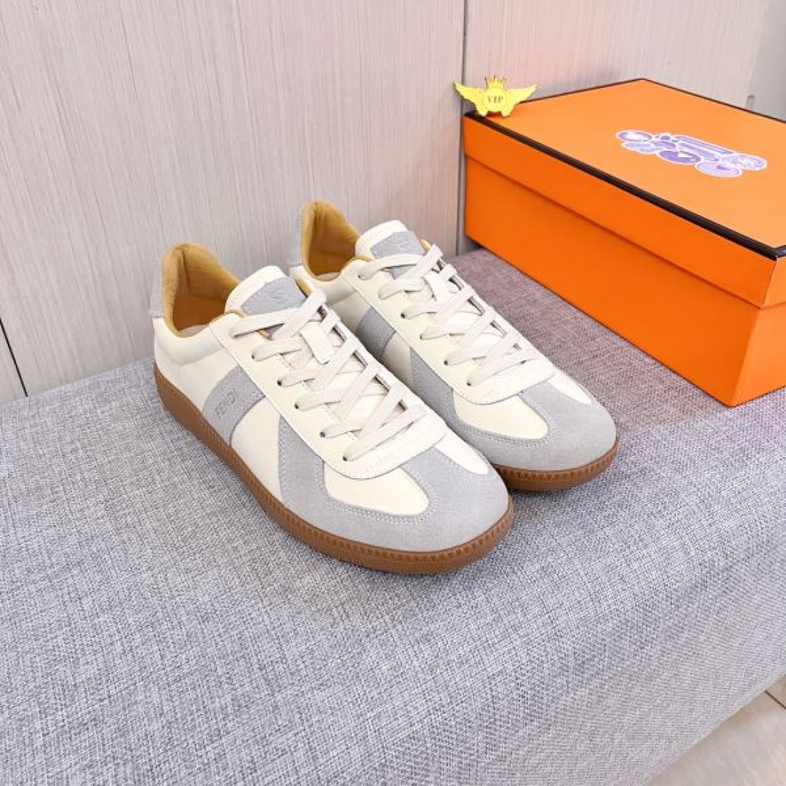 モダン 都会的 上質 FENDI フェンディ コピー カジュアルシューズ スタイリッシュ