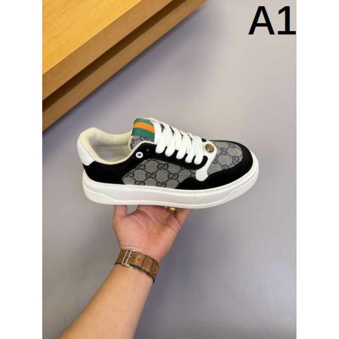 シンプル 上品 GUCCI グッチ スーパーコピー カジュアルシューズ 定評 人気