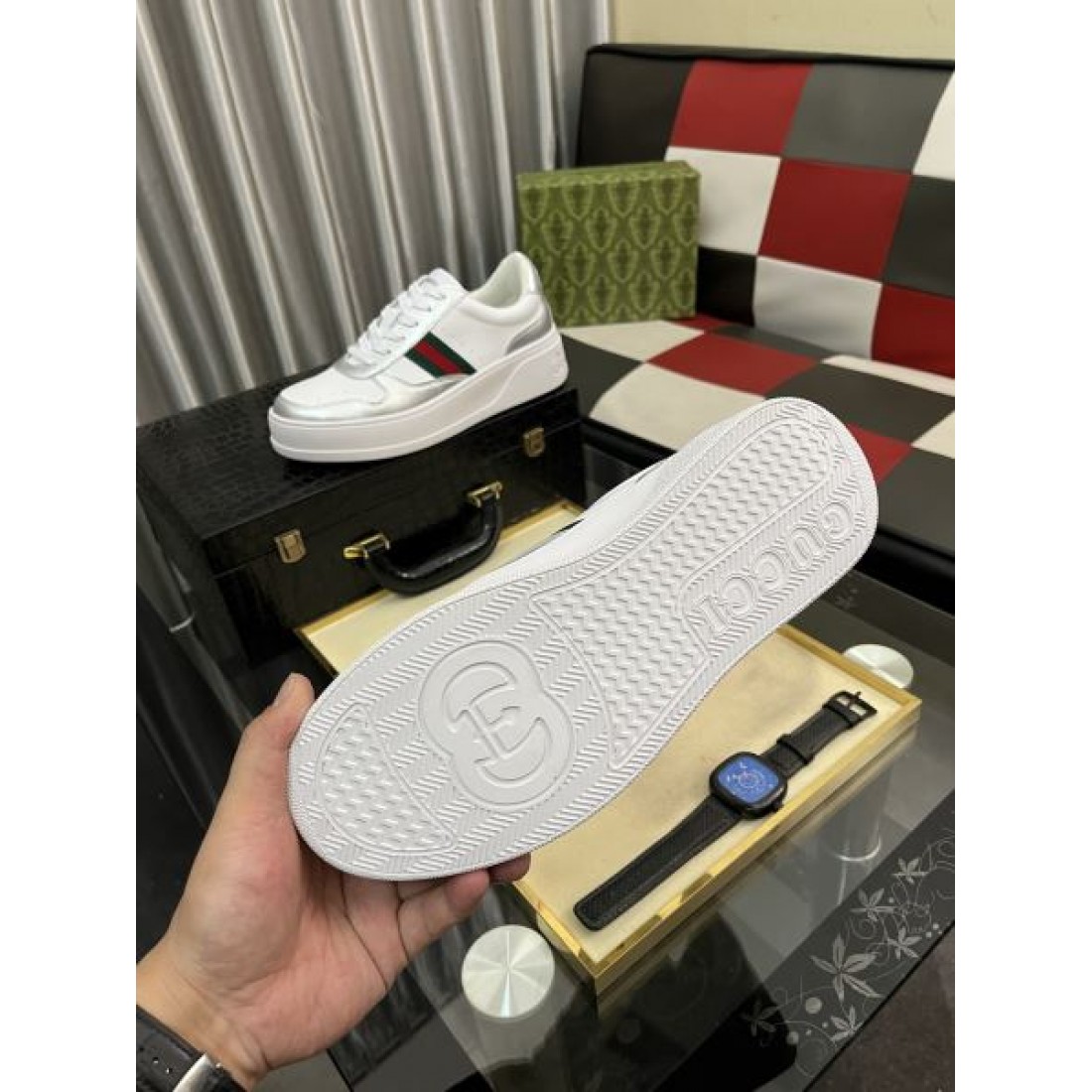  スタイリッシュ 高級感 GUCCI グッチ スーパーコピー カジュアルシューズ 洗練 安定感