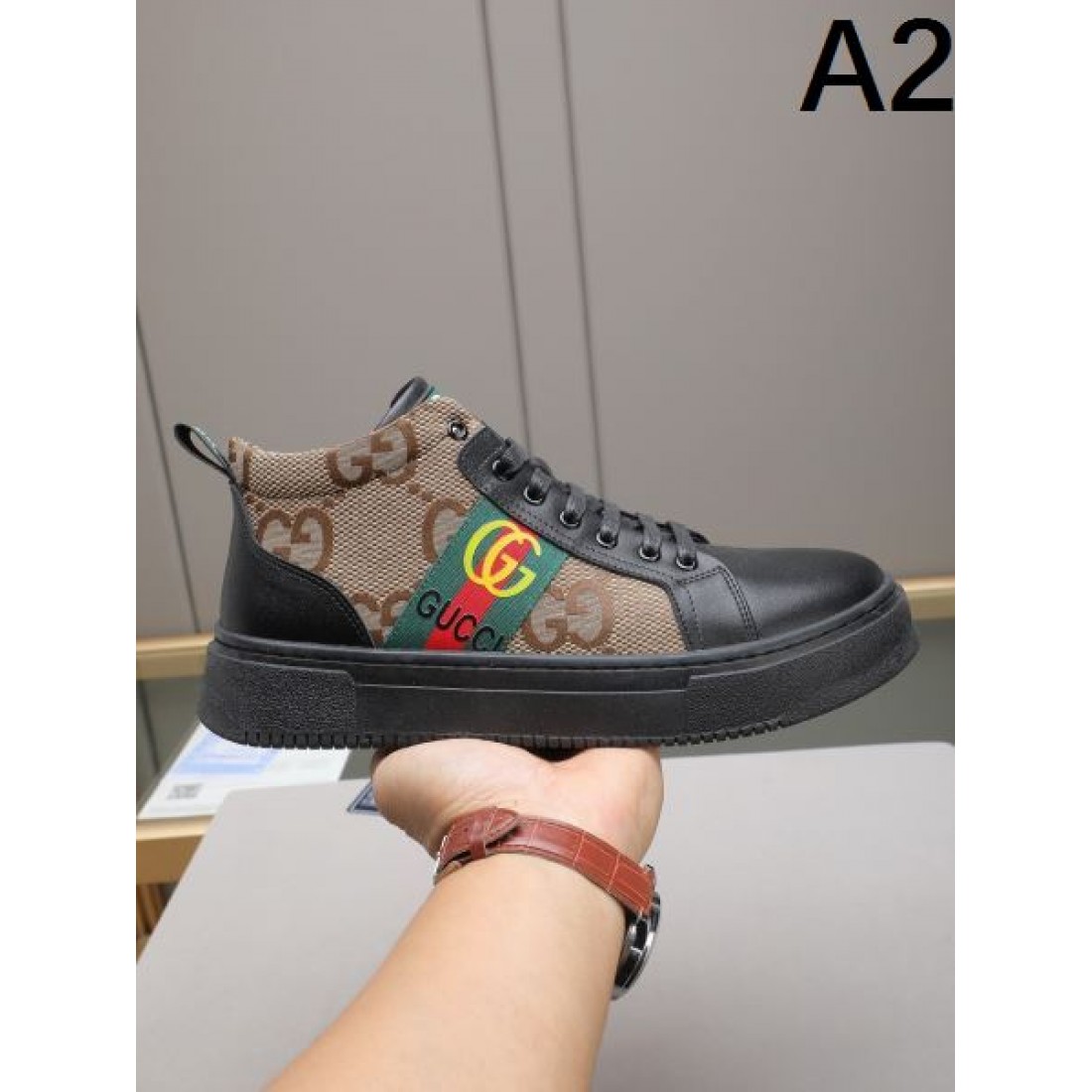 上品 高級感 GUCCI グッチ スーパーコピー カジュアルシューズ 洗練 定番