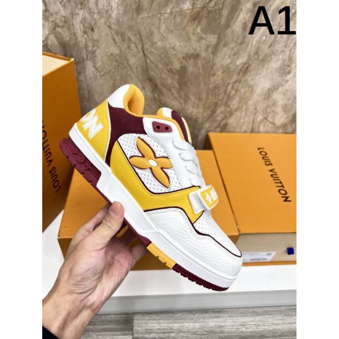 上質 エレガント LOUIS VUITTON ルイヴィトン コピー カジュアルシューズ 大人向け 定評