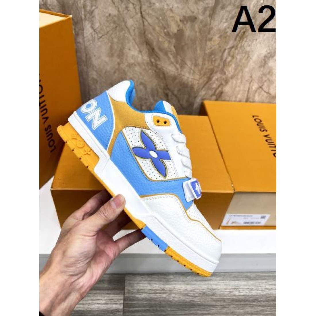 上質 エレガント LOUIS VUITTON ルイヴィトン コピー カジュアルシューズ 大人向け 定評