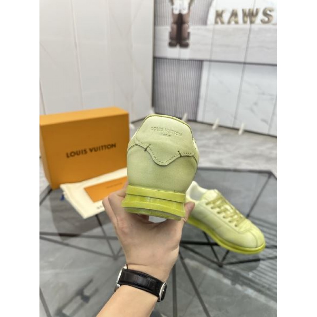 定番 高級感 LOUIS VUITTON ルイヴィトン コピー カジュアルシューズ 上品 洗練